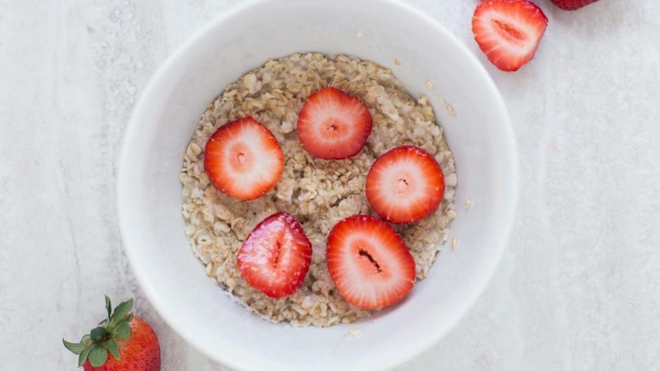 ¿Cuándo y cómo se debe consumir la avena?