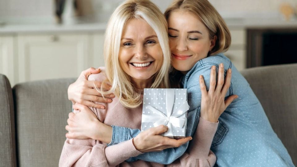 Perfumes perfectos para regalar a mamá