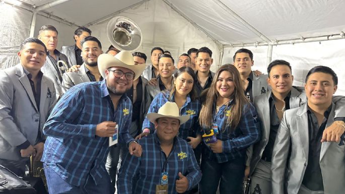 Promoción con la ARROLLADORA BANDA EL LIMÓN