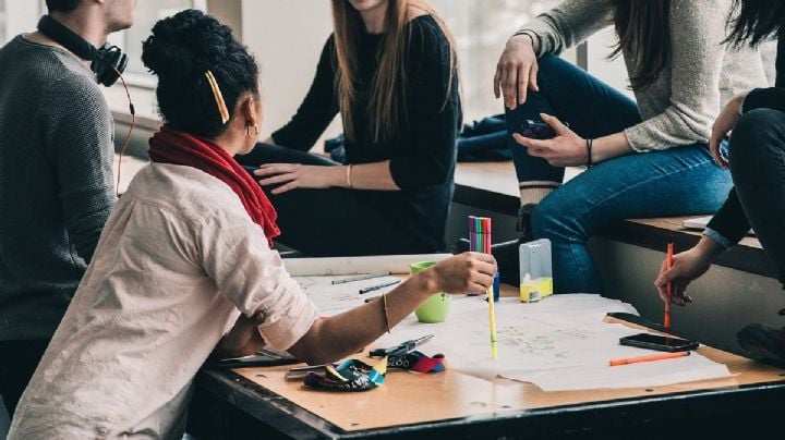 Descubre las tres carreras con más universitarios matriculados en México, según afirma el IMCO