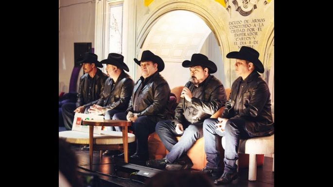 Pesado llegó “Frente a frente” a las Fiestas de Octubre