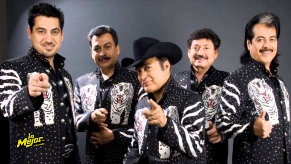 Una pelea entre mujeres interrumpe el concierto de Los Tigres del Norte.