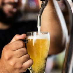 ¿Cuándo tomas cervezas bajas en alcohol y 'cero', realmente tomas cerveza? Profeco lo aclara