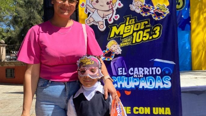 ¡PORQUE CON UNA CHUPADITA SE TE BAJA EL CALOR!