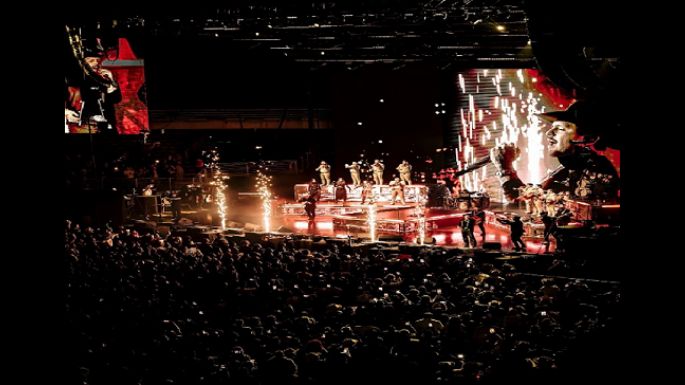 Christian Nodal hace historia en Chile